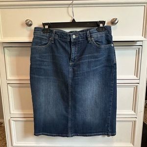Banana Republic stretch jeans skirts size 6